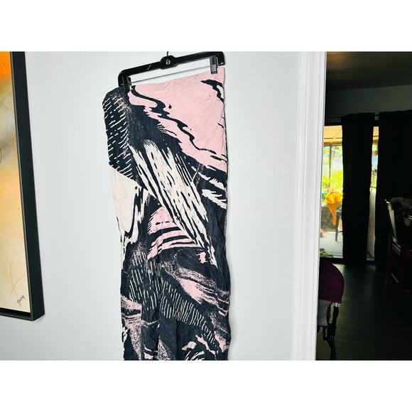 UNTITLED IN MOTION Lelaki Multicolor Abstract Design Satin Slip Skirt Size XL - Picture 8 of 12